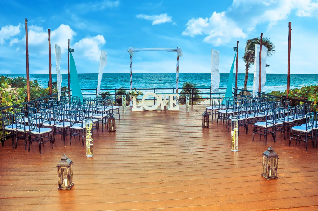 The Pyramid Cancun by Oasis - All Inclusive