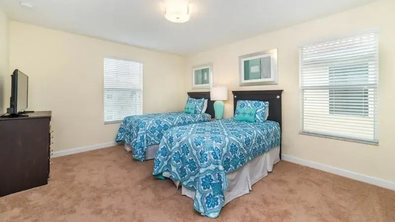 Paradise Palms Resort - 5BD/5BA Pool Home - Sleeps 10 - Gold - RPP570