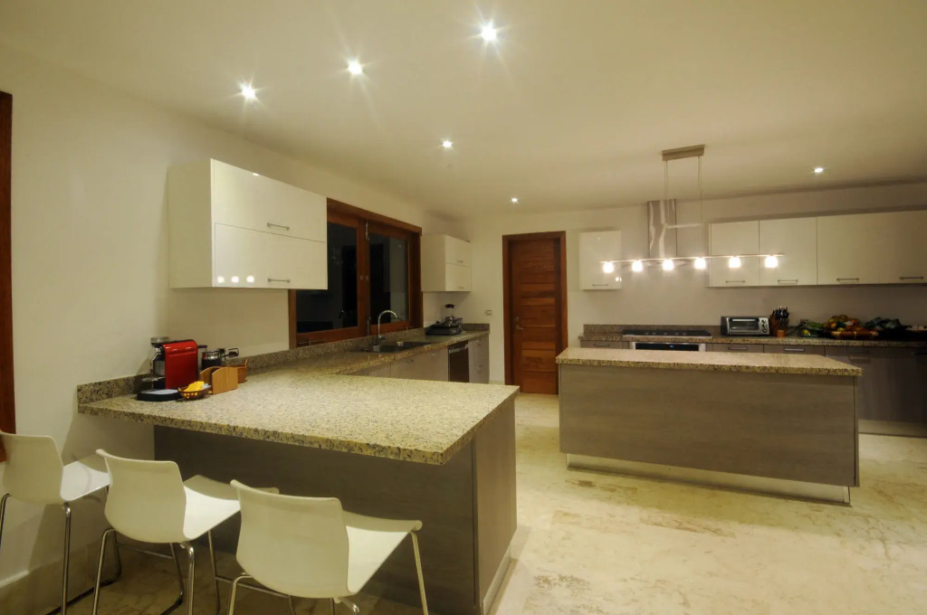 Cayuco 9 by RedAwning