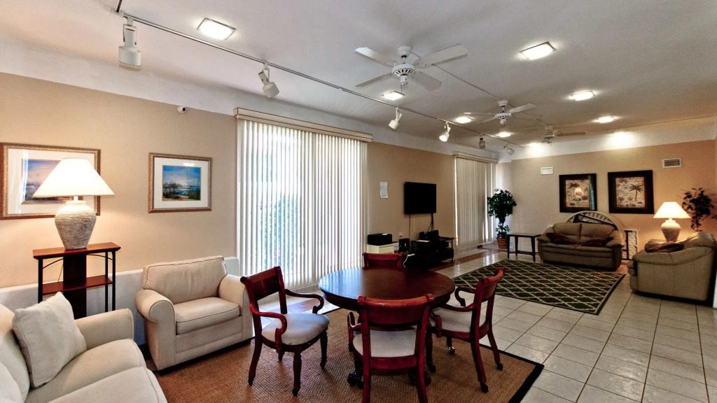 Runaway Bay 242 - 1418878 2 Bedrooms 2 Bathrooms Condo