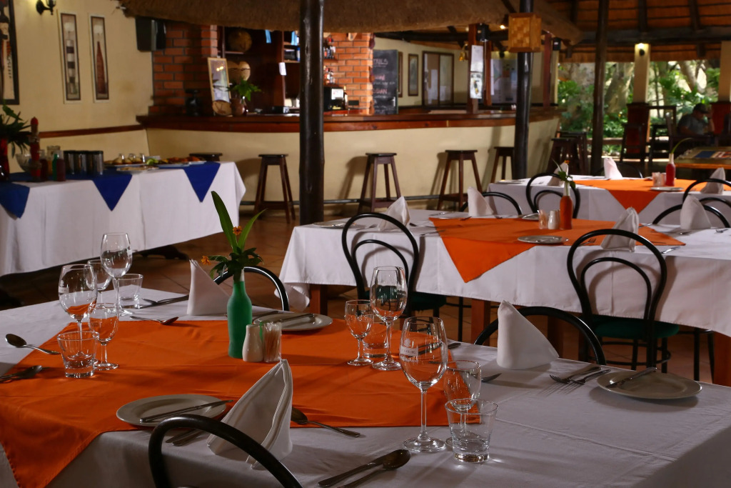 Island Safari Lodge