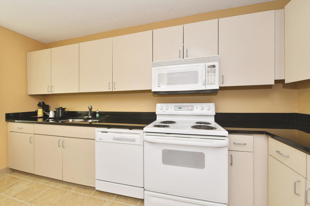 Best Western Plus Lafayette Hotel University Area