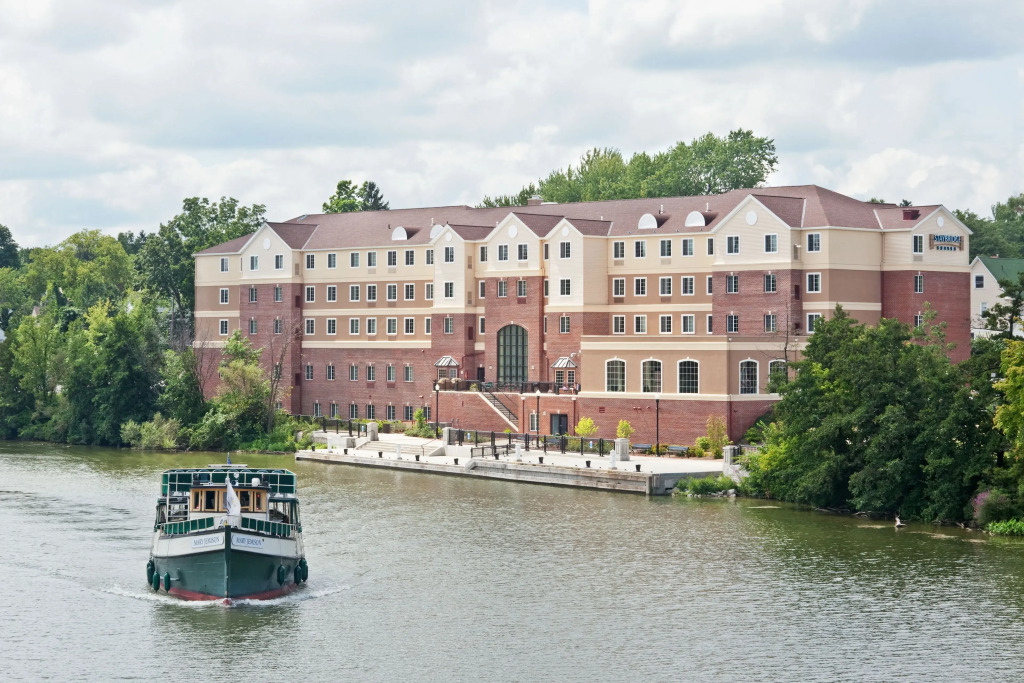 Staybridge Suites Rochester University by IHG