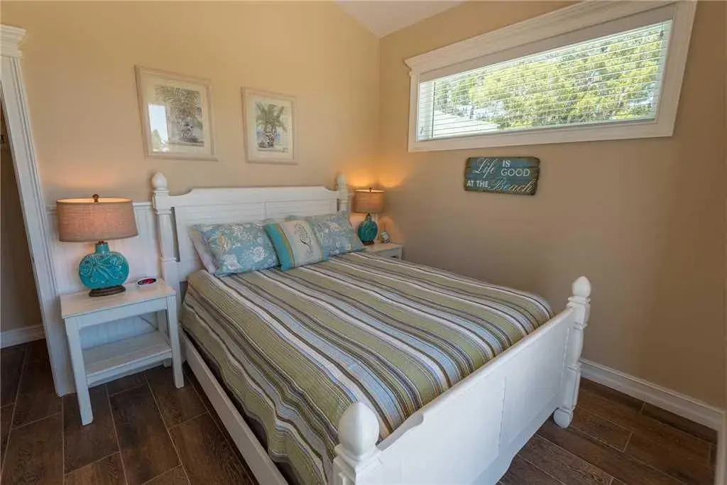 Marina Sunrise Apartment 3