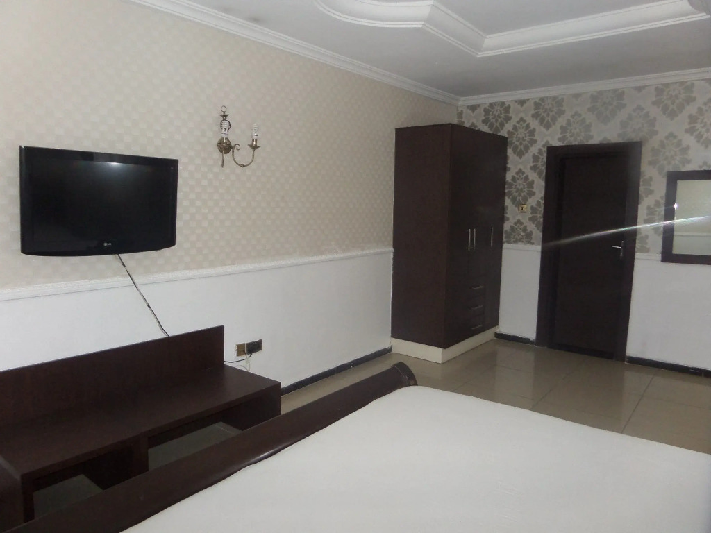 Savannah Suite Hotel Garden Gwarinpa