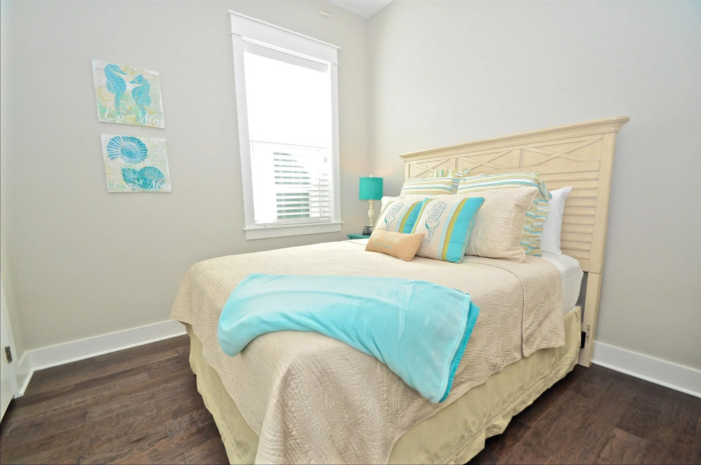 Gigi and Poppy's Beach House 3 Bedroom Holiday Home By Coastal Dreamin
