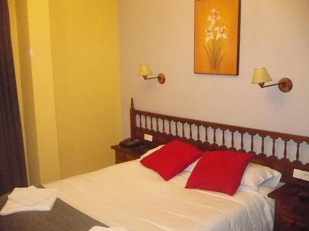 Hotel Uña Serranía Encantada