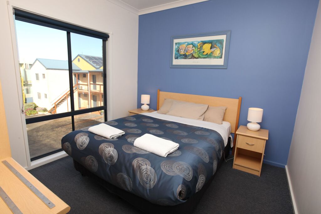 Seaview Motel & Apartments