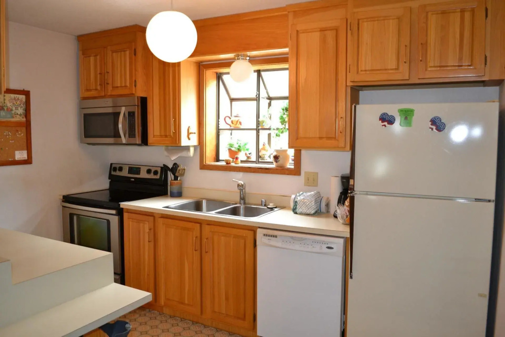 The Lifts #g-3 2 Bedrooms 3 Bathrooms Condo