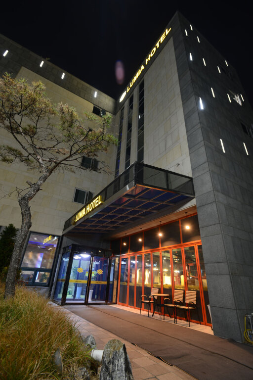 Lumia Hotel Myeongdong