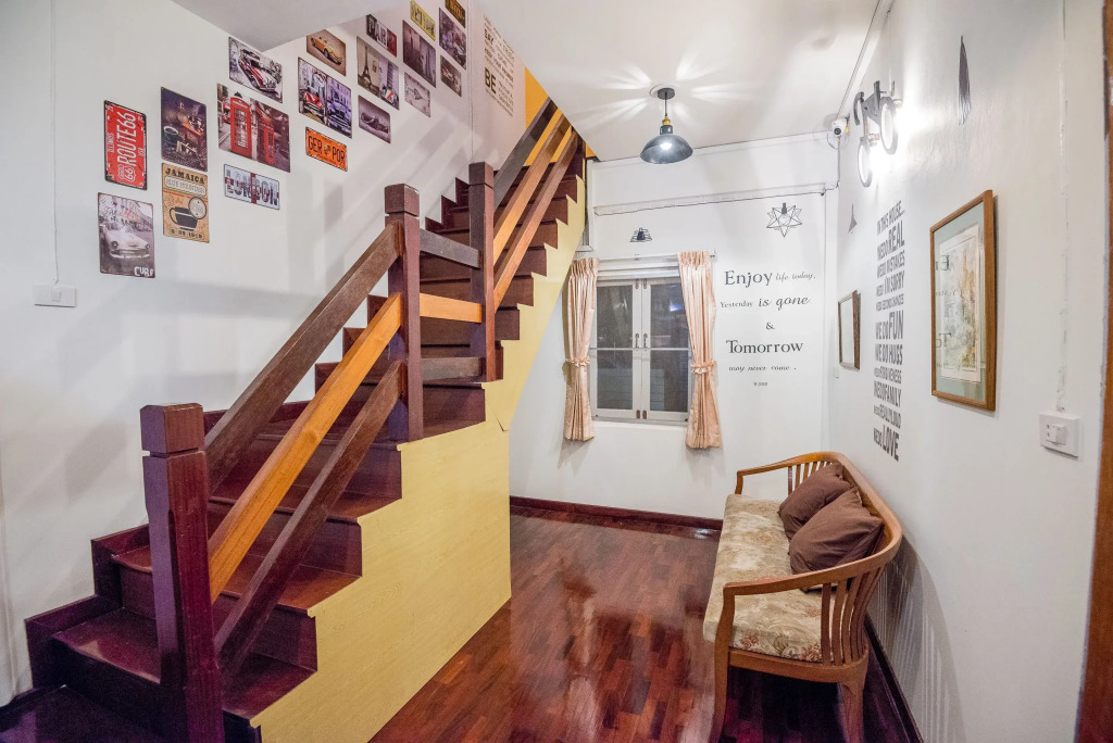 T Smy House - Hostel