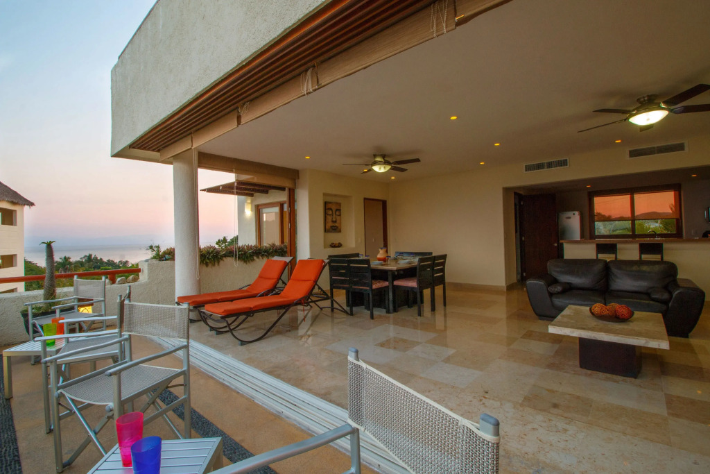 Punta Esmeralda Huanacaxtle 203 3 Bedrooms 3 Bathrooms Condo