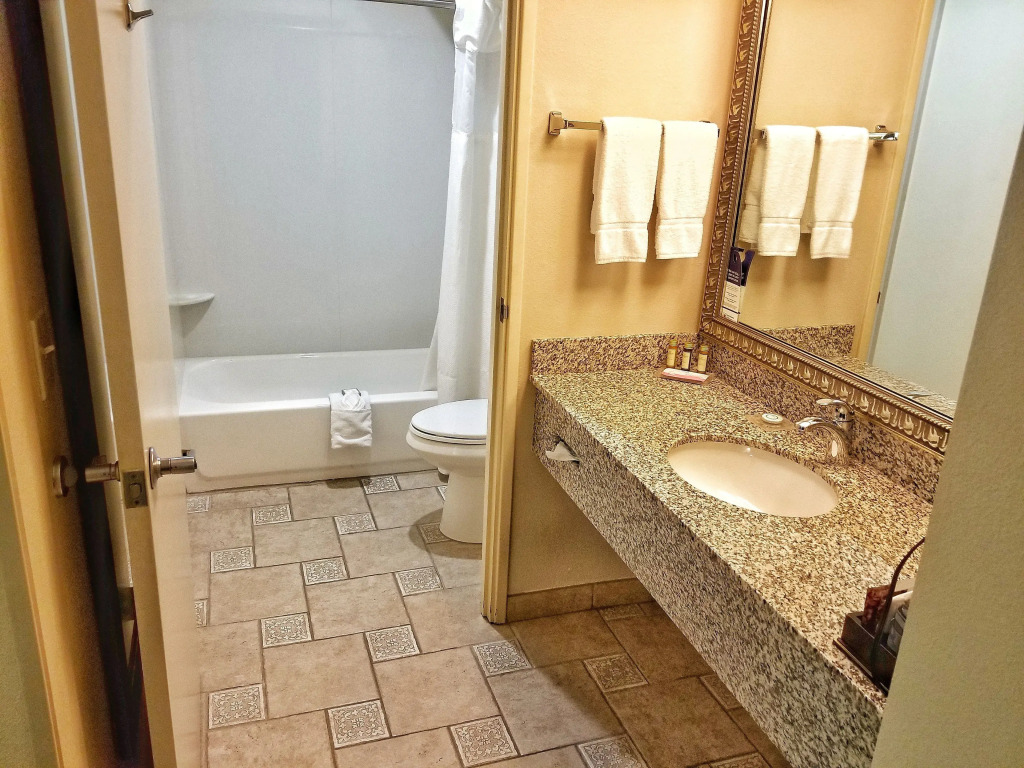 Best Western Plus Inn at the Vines