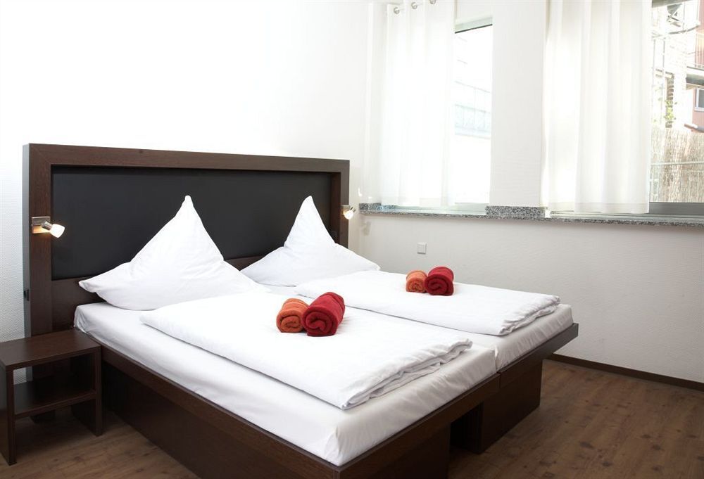 Gay hostel köln
