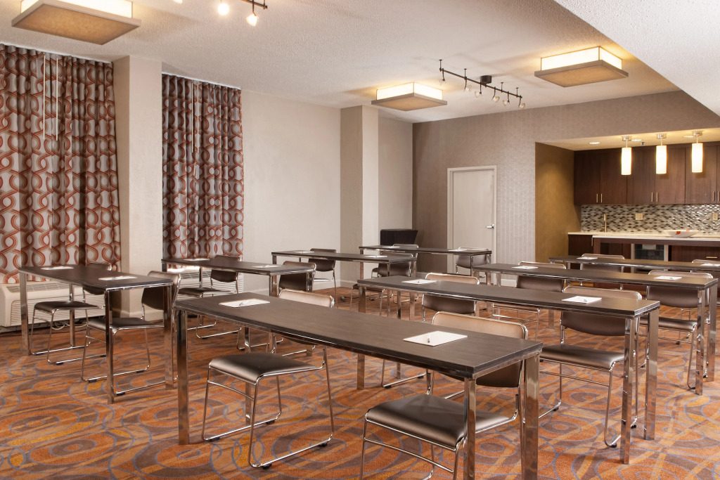Hampton Inn Orlando-International Airport