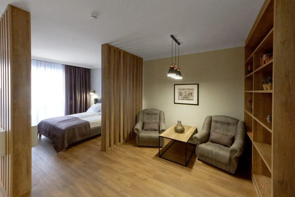 4Kaif Alt Platz On Lenin Street 17