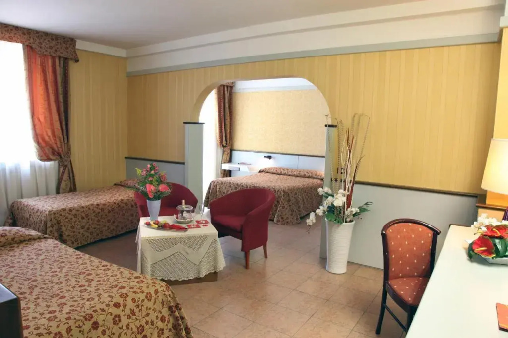 Hotel Maxim
