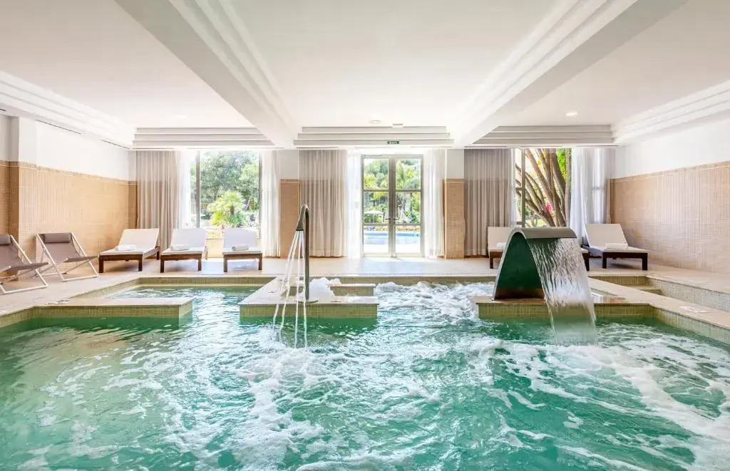 Viva Suites & Spa 16+