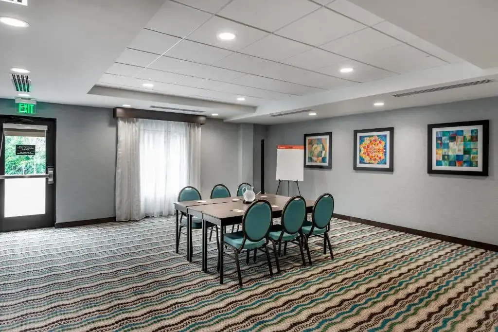 Hampton Inn Baltimore Bayview Campus