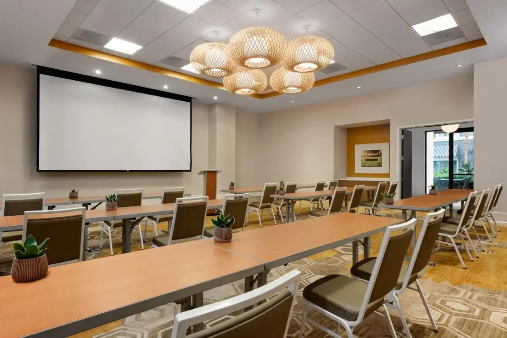 SpringHill Suites by Marriott Oceanside Beach