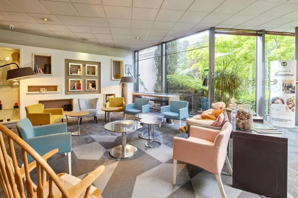B&B HOTEL Cergy Port 4 étoiles