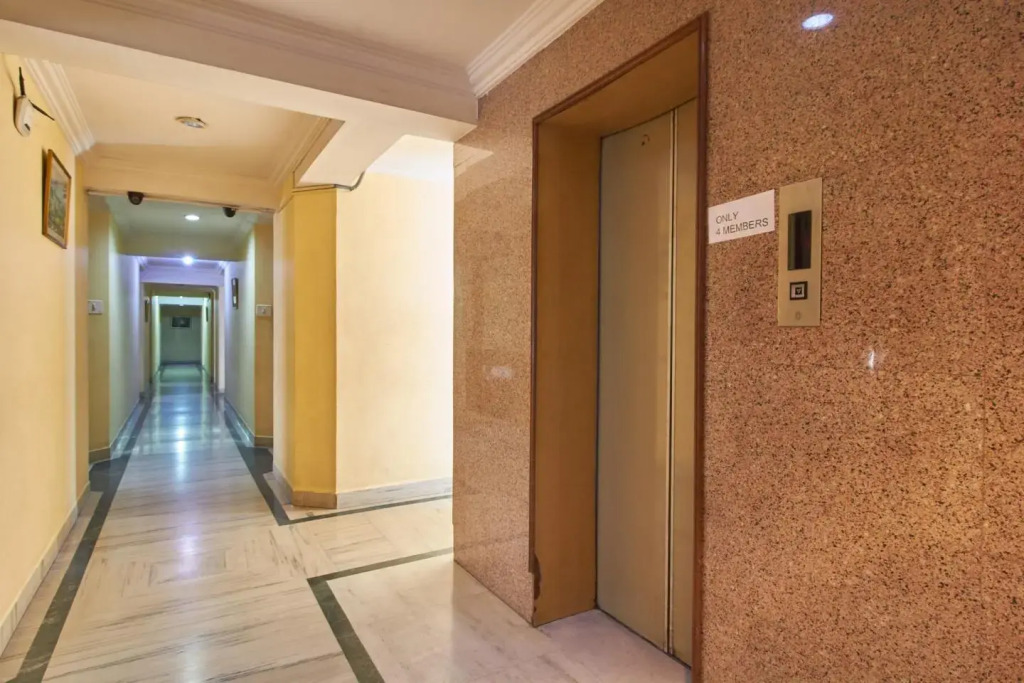 Hotel Abhishek