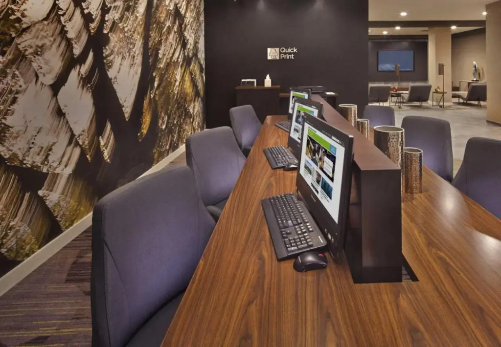 Courtyard by Marriott Philadelphia City Avenue