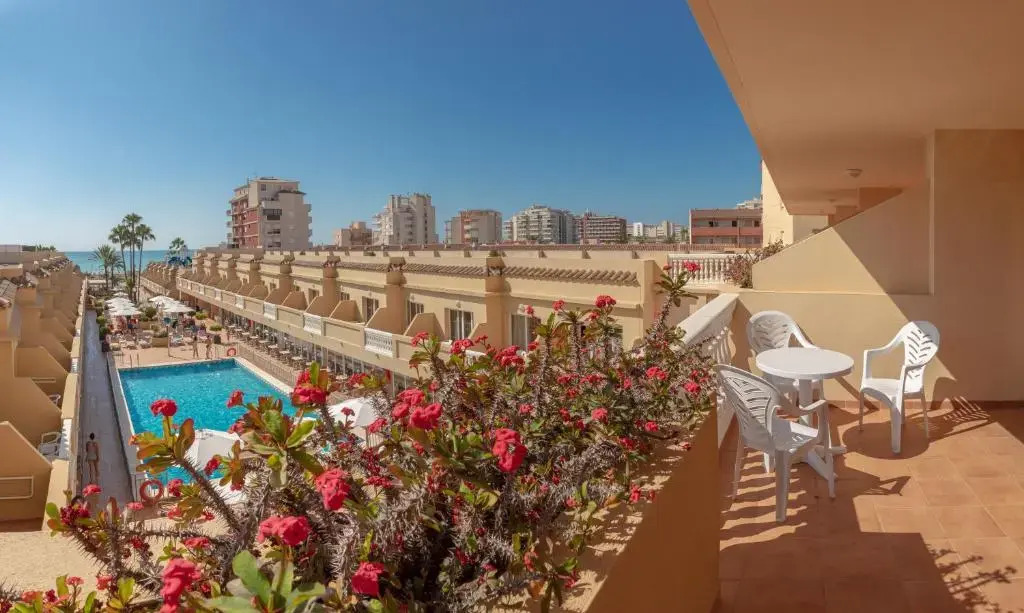 Отель RH Casablanca & Suites