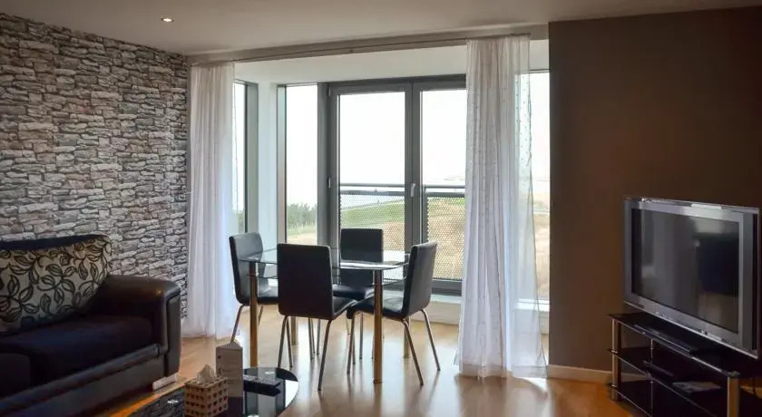 Grand Harbour Apartments