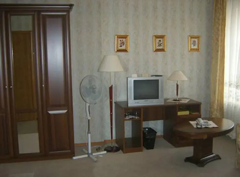 Anzhelika Guest House