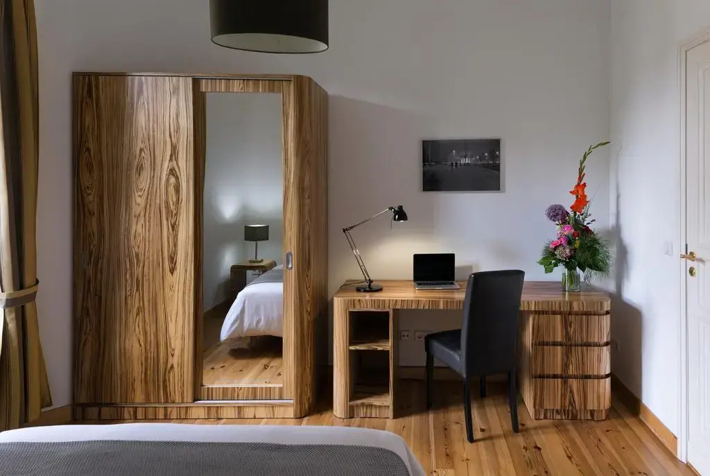 Luxoise Apartments