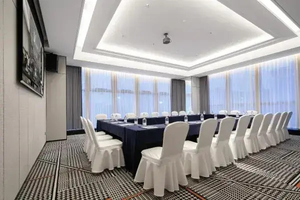Отель Grand Madison Hangzhou  Yuedonghu Hotel