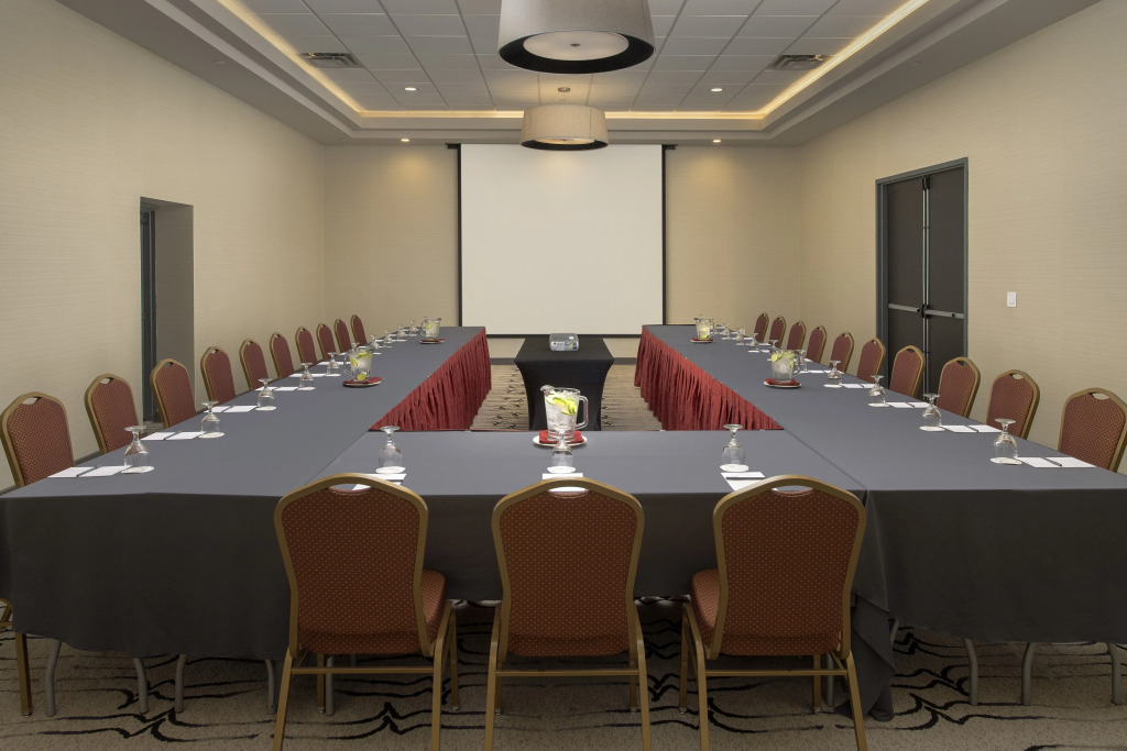 Crowne Plaza San Antonio Airport by IHG