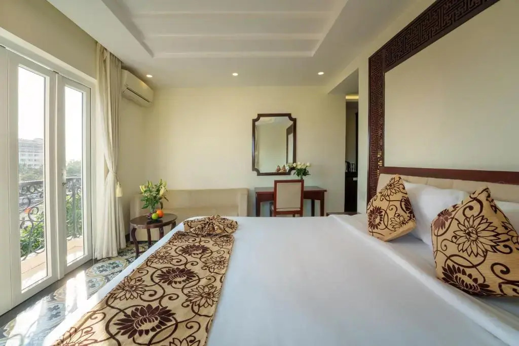Hoi An Canal House Riverside By Haviland