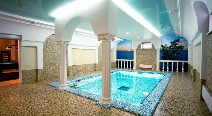 Tri Sosny Hotel
