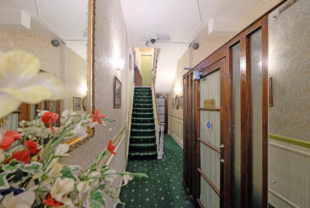 Fairways Bayswater