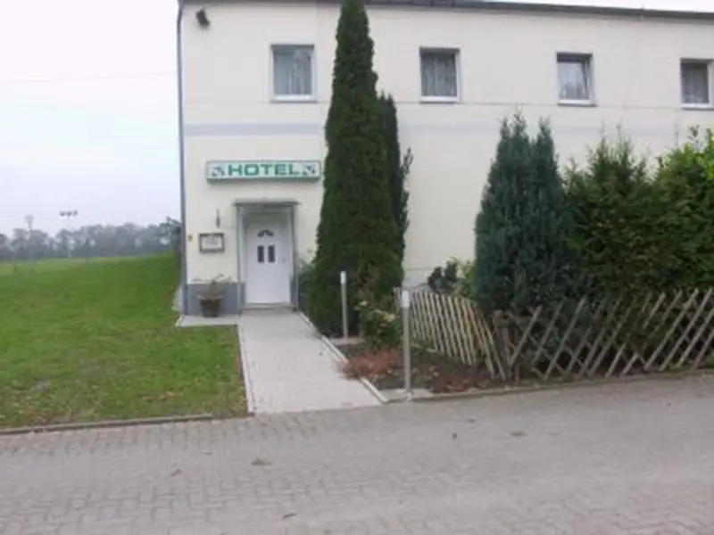 Hotel zur Rennbahn