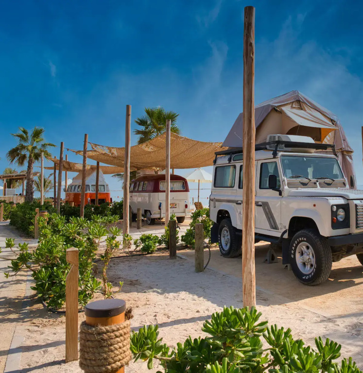 Bab Al Nojoum Hudayriyat Camp