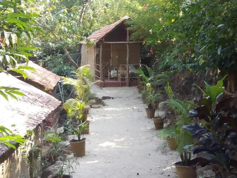 Sevas Huts And Cabanas