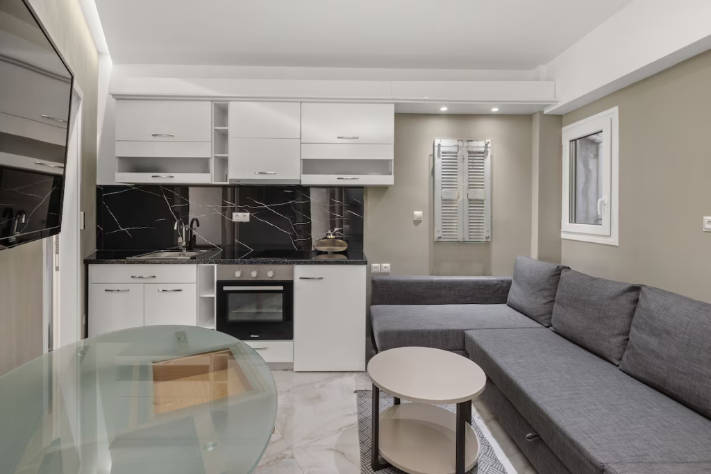 Athens Warehouse Hotel & Suites