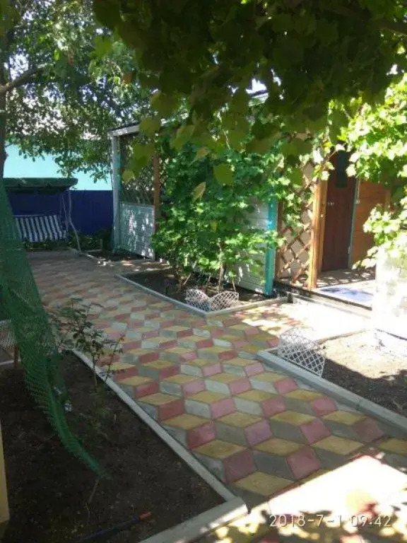 Lenina Guest House