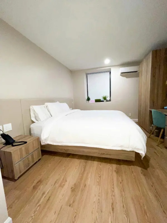 Olympia Hotel By Lodgo