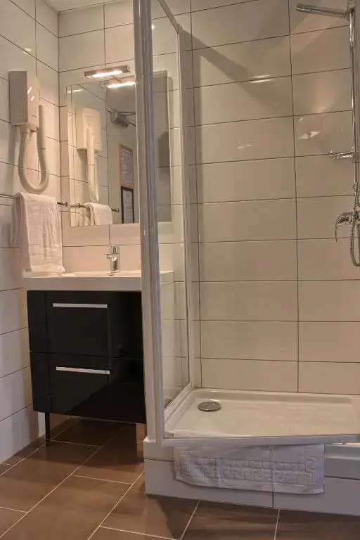 Lion dOr Paris Suites