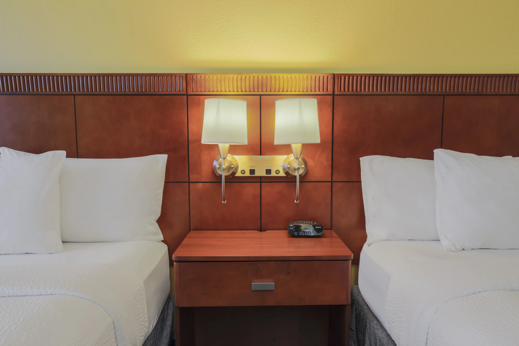 Courtyard by Marriott Austin Airport
