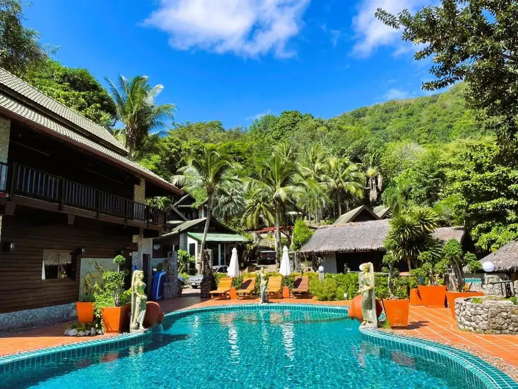 Boomerang Village Resort Kata