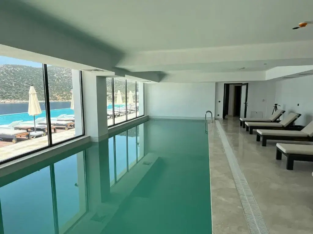 Lures Hotel