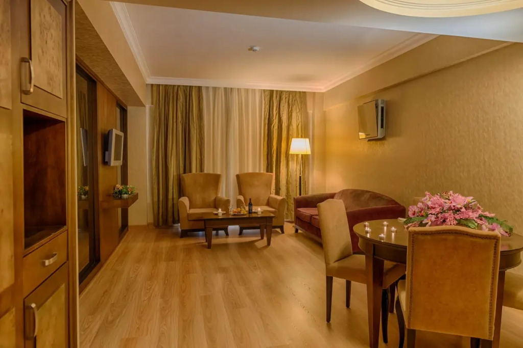 Grand Pasa Hotel