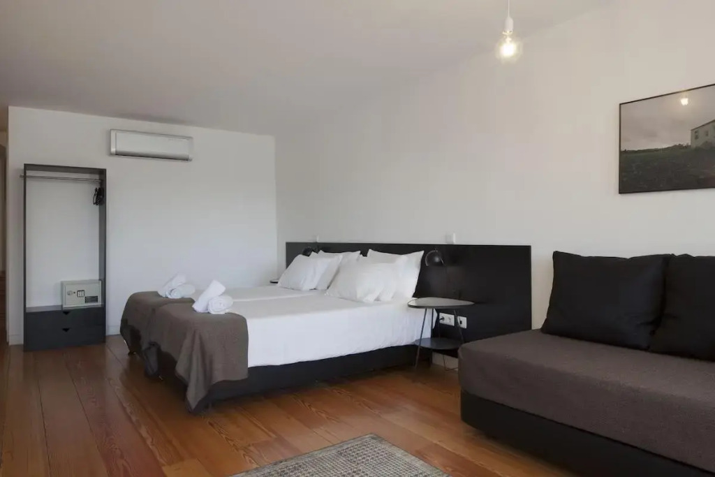 Cale Guest House