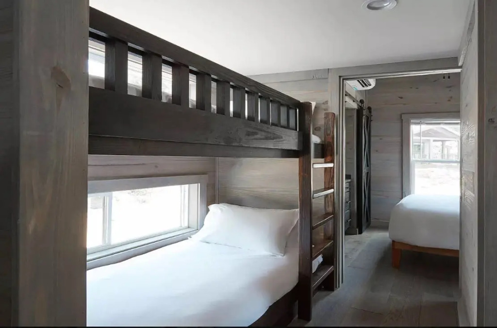 Asheville River Cabins, WorldHotels Backdrop