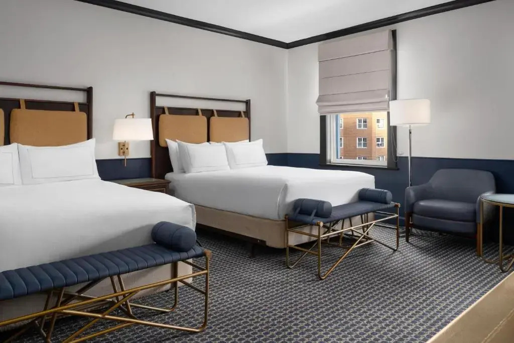 Hilton Orrington/Evanston